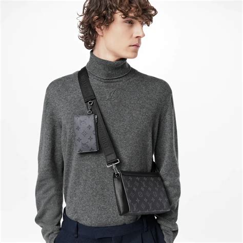 Products by Louis Vuitton: Gaston Wearable Wallet.